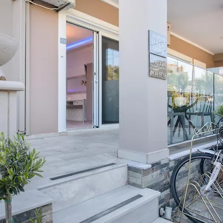 Apartmán Dionysia S1 *
